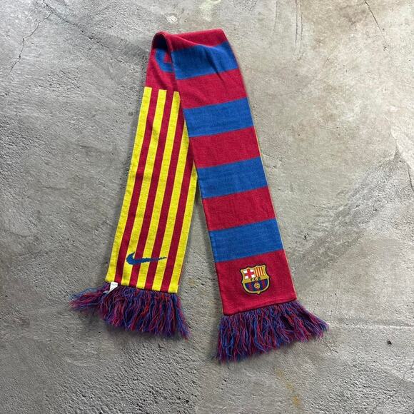 Nike Barcelona FC Scarf - Picture 3 of 6